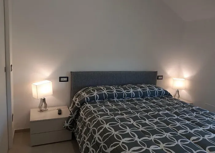 ファームステイ La Lobra Dependance マッサ・ルブレンセ