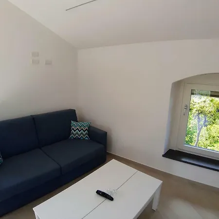 La Lobra Dependance 农家乐 *