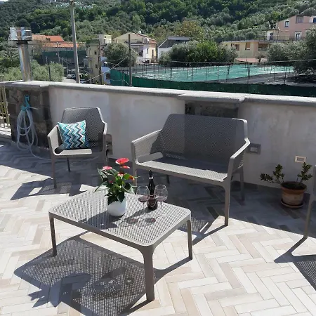 La Lobra Dependance * 马萨鲁布朗斯