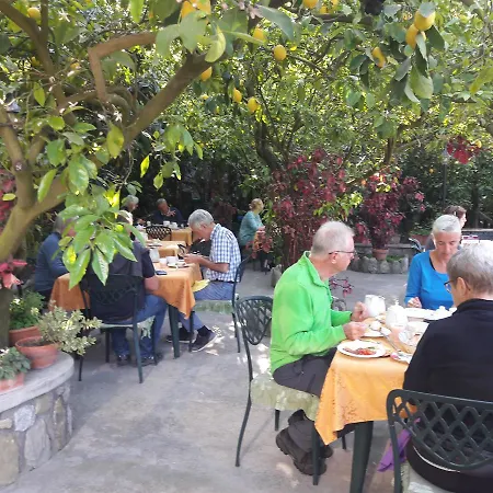 La Lobra Dependance Farm stay Massa Lubrense