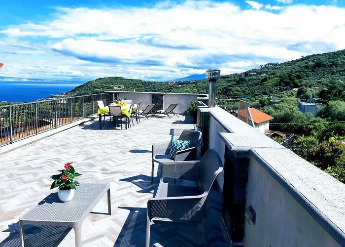 La Lobra Dependance Massa Lubrense